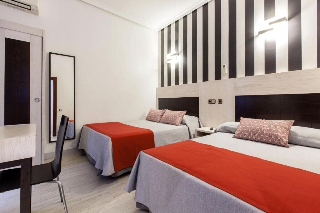 Картинка Hostal Castilla I 2*