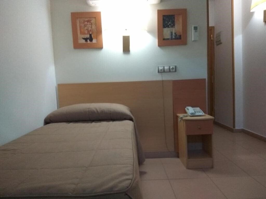 Картинка Hostal El Arco 2*