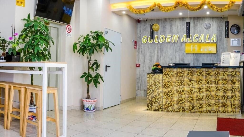 Отель Hostal Golden Alcala 2*