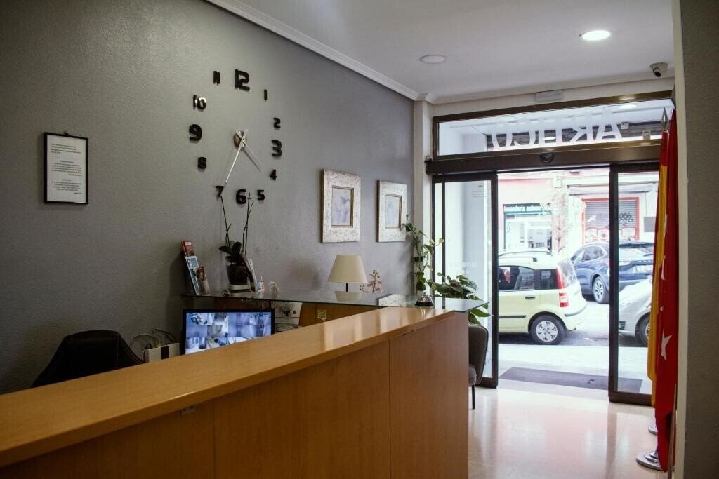 Фотография Hostal JQC Artico 2*