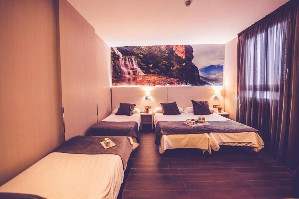 Картинка Hostal Prado 2*