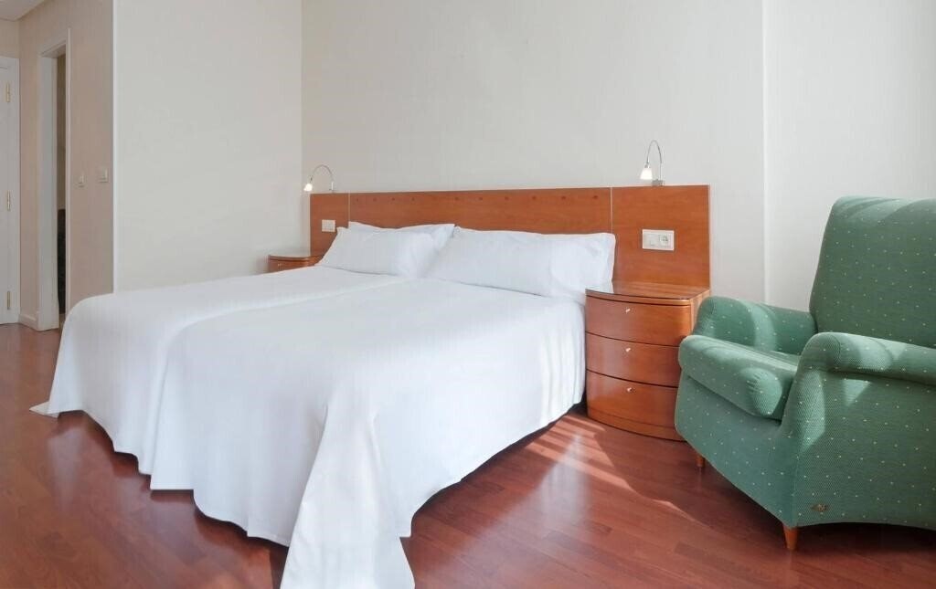 Изображение Hotel Madrid Chamartin Affiliated by Melia 3*
