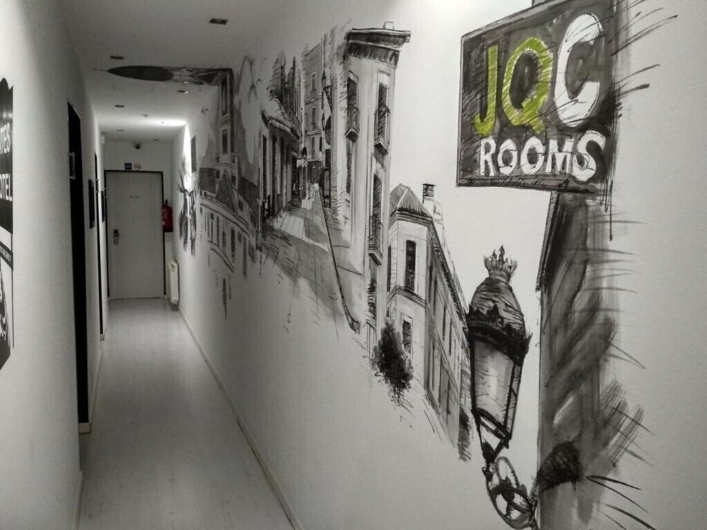 Отель JQC Rooms 2*