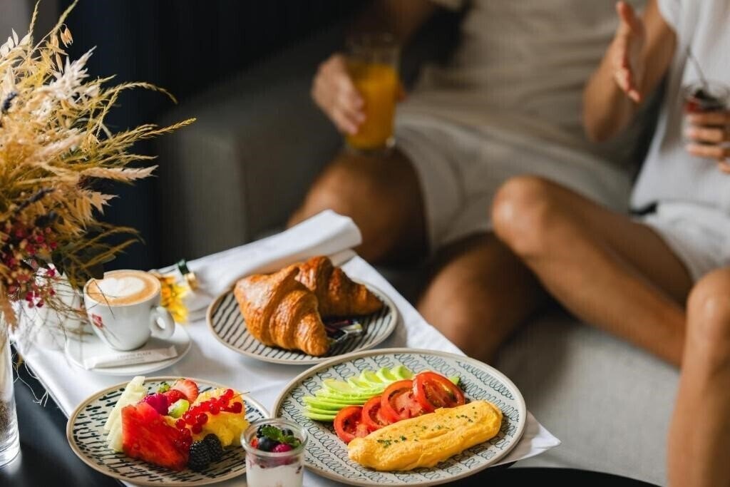 Фотографія Crowne Plaza Madrid - Centre Retiro by IHG 4*