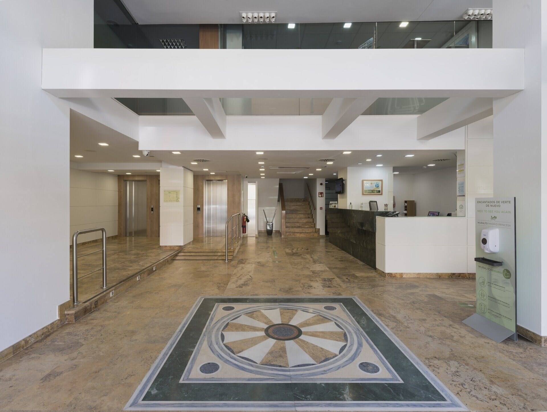 Готель Muralto Madrid Princesa 3*