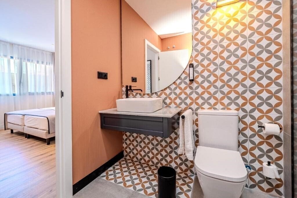 Фотографія ITC Madrid by Soho Boutique 3*