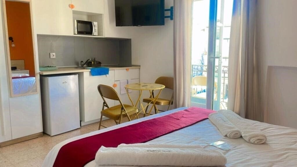 Фото Hotel Arganda 1*