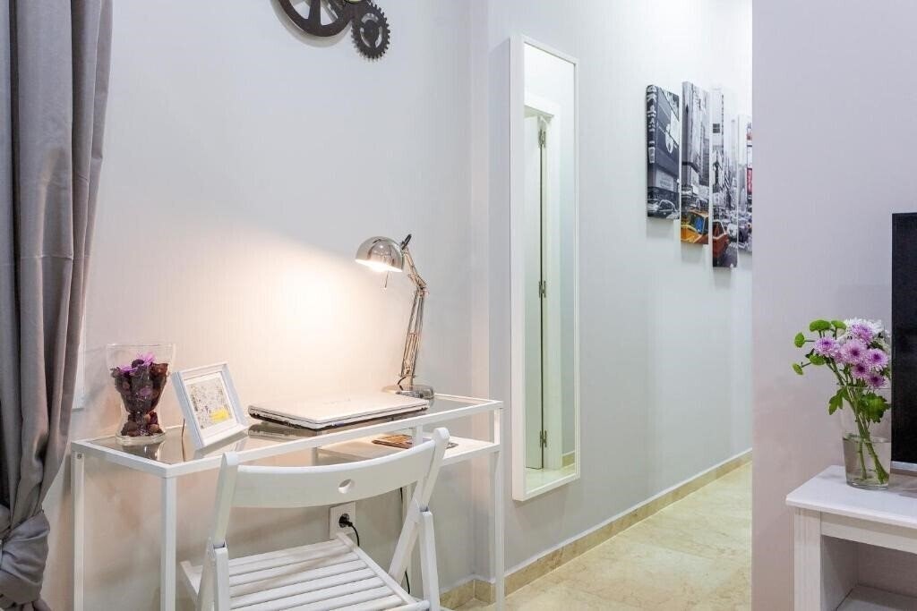 Картинка Boutique Apartments In The Heart of Madrid 3*