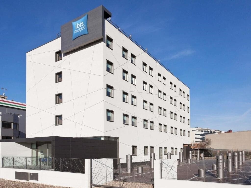 Фото Ibis Budget Madrid Vallecas 2*