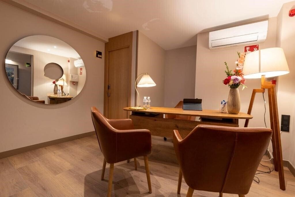 Изображение Negresco Plaza Mayor 3*