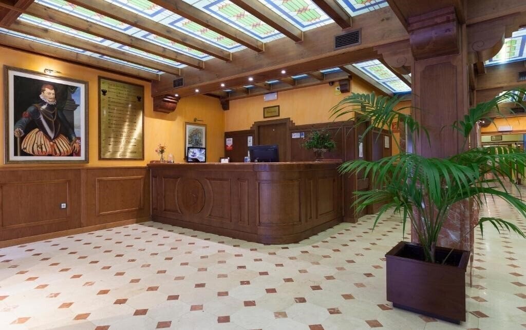 Готель Agora Juan de Austria 4*
