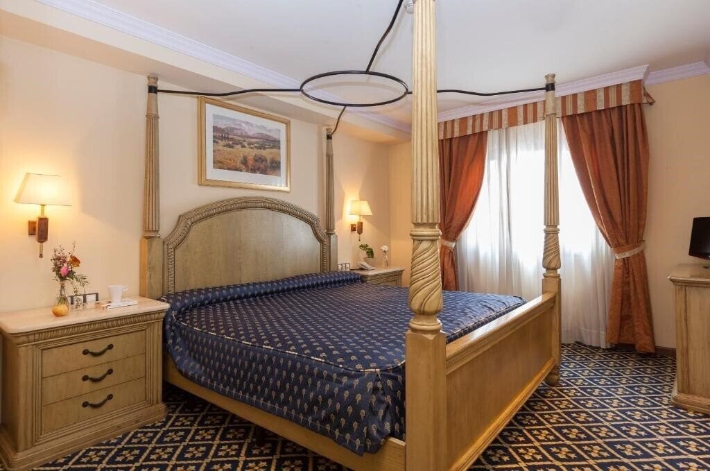 Фото Agora Juan de Austria 4*