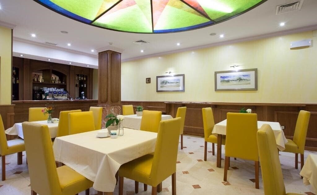 Зображення Agora Juan de Austria 4*