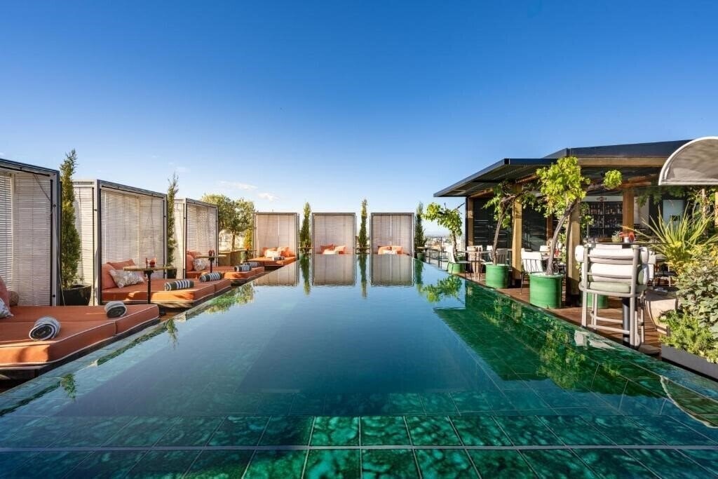 Фото Gran Hotel Velazquez 4*