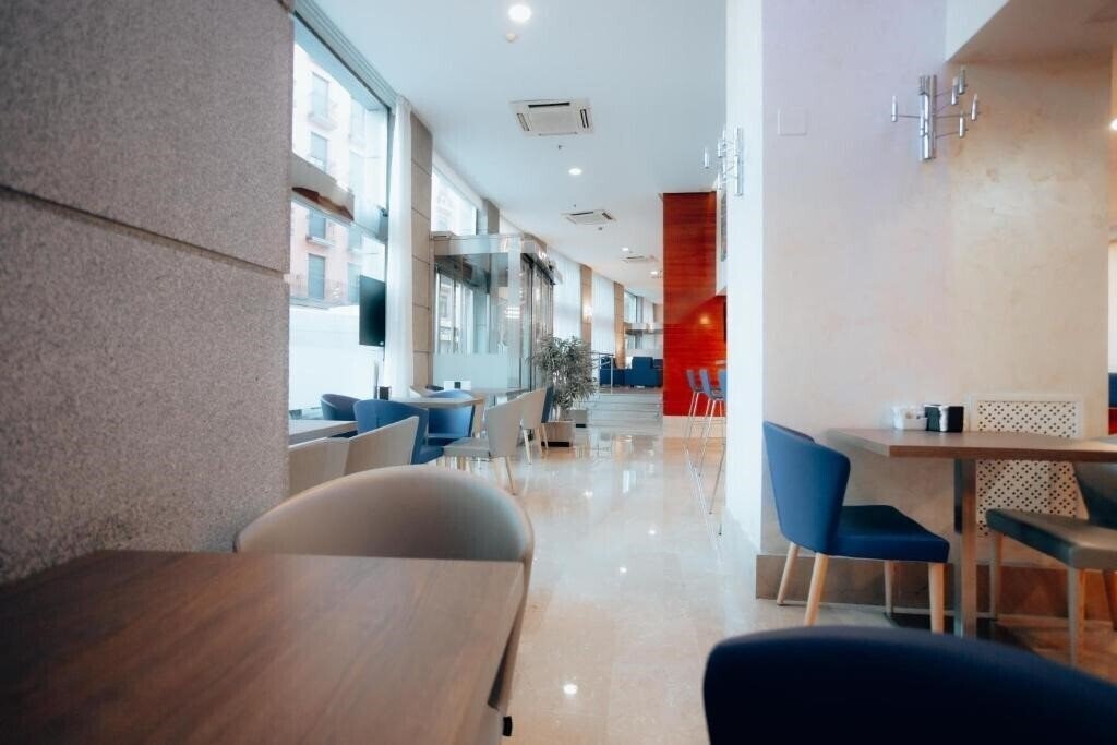 Картинка Porcel Ganivet 3*