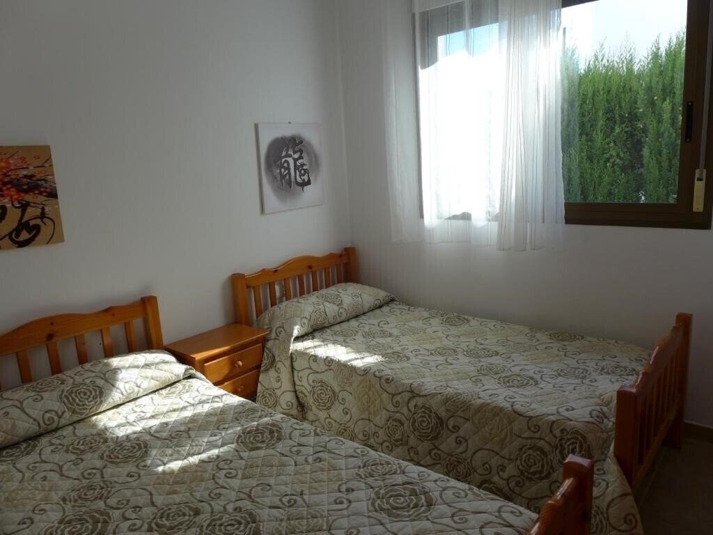 Отель Rentalmar Villa California 4*