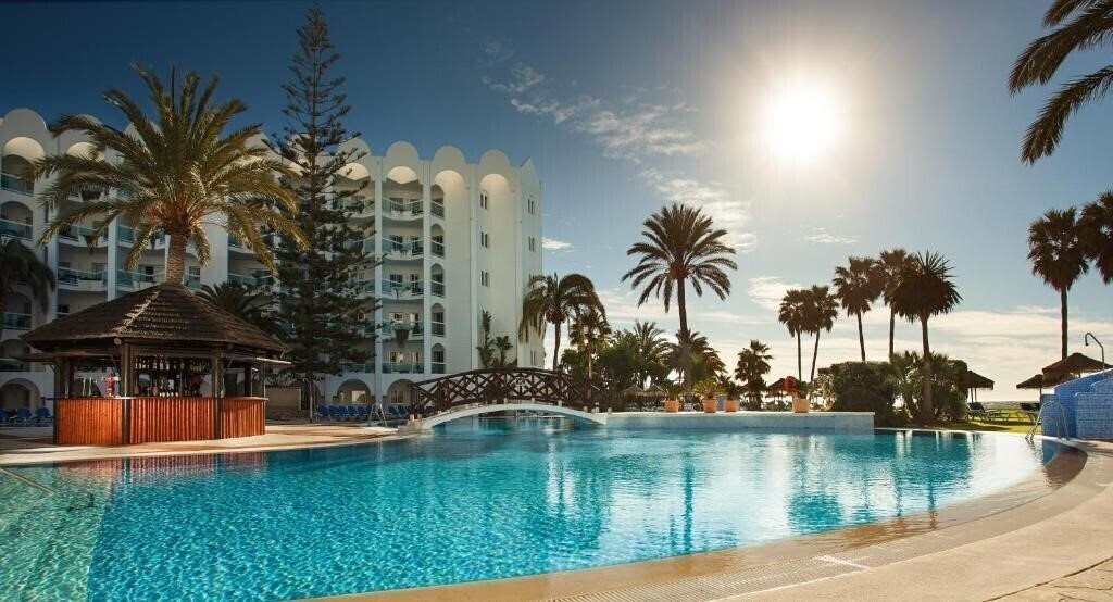Готель Ona Marinas de Nerja 4*