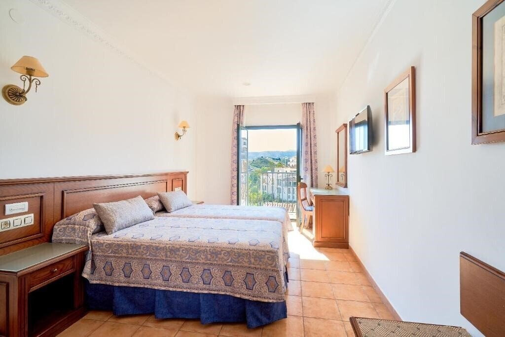 Фото Beneste Frigiliana Hotel 3*