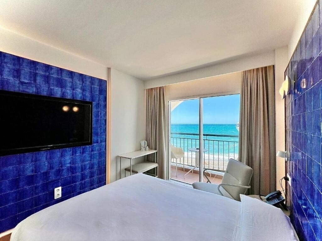 Отель Perla Marina 4*