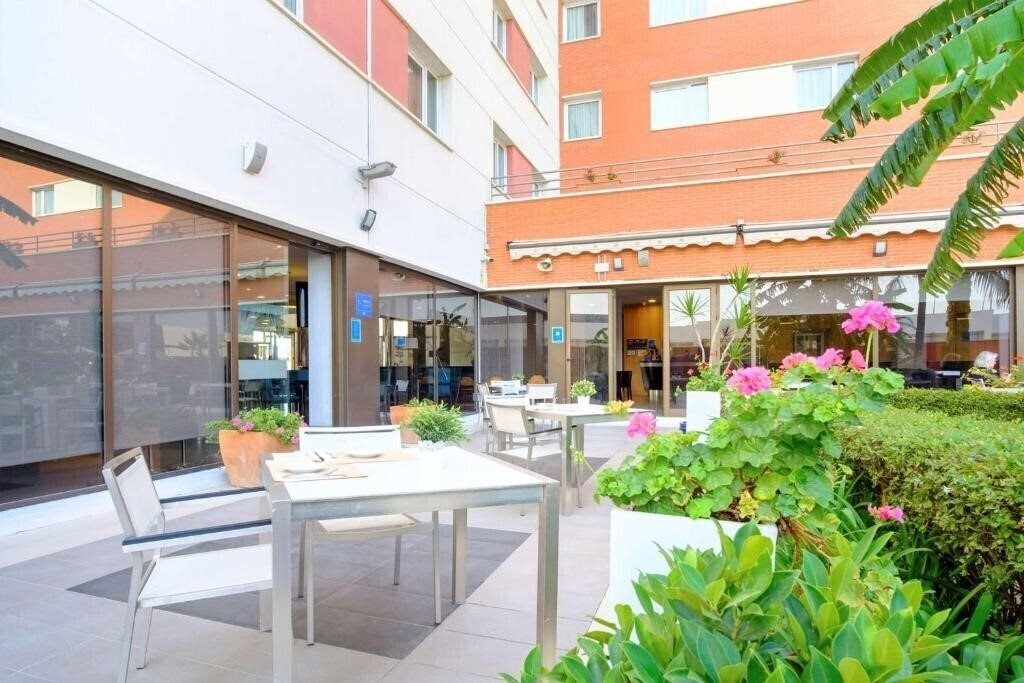 Изображение Hilton Garden Inn Malaga 4*