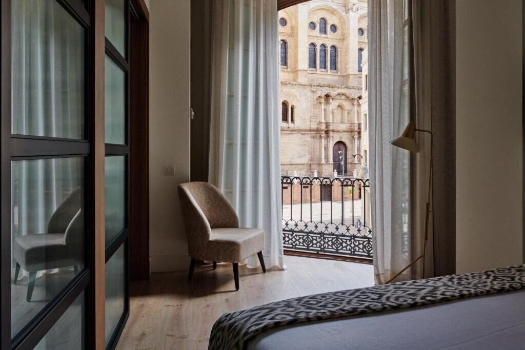 Готель Catalonia Molina Lario (ex. Molina Lario Hotel) 4*