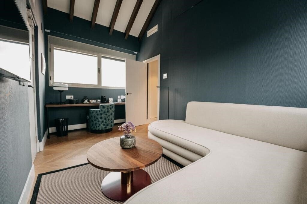 Картинка Soho Boutique Colon 4*