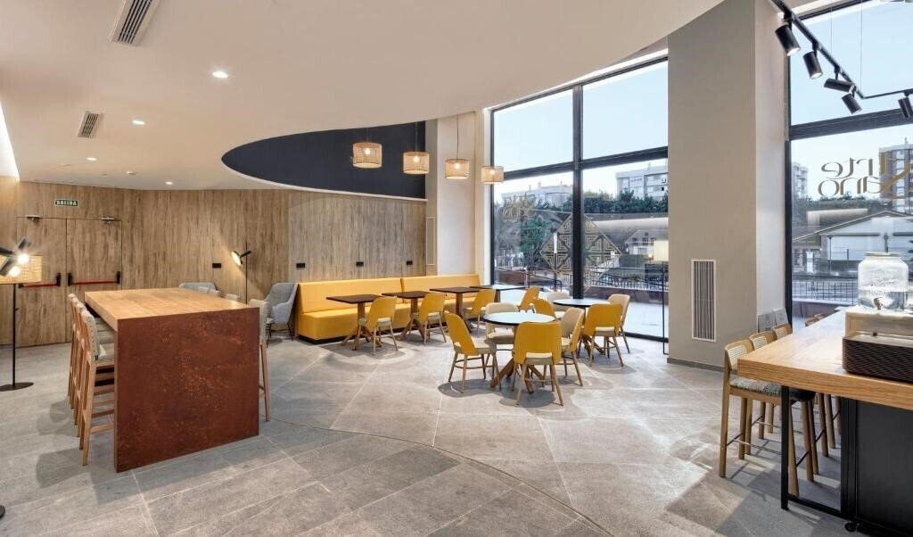 Фотография Sercotel Rosaleda Malaga 4*