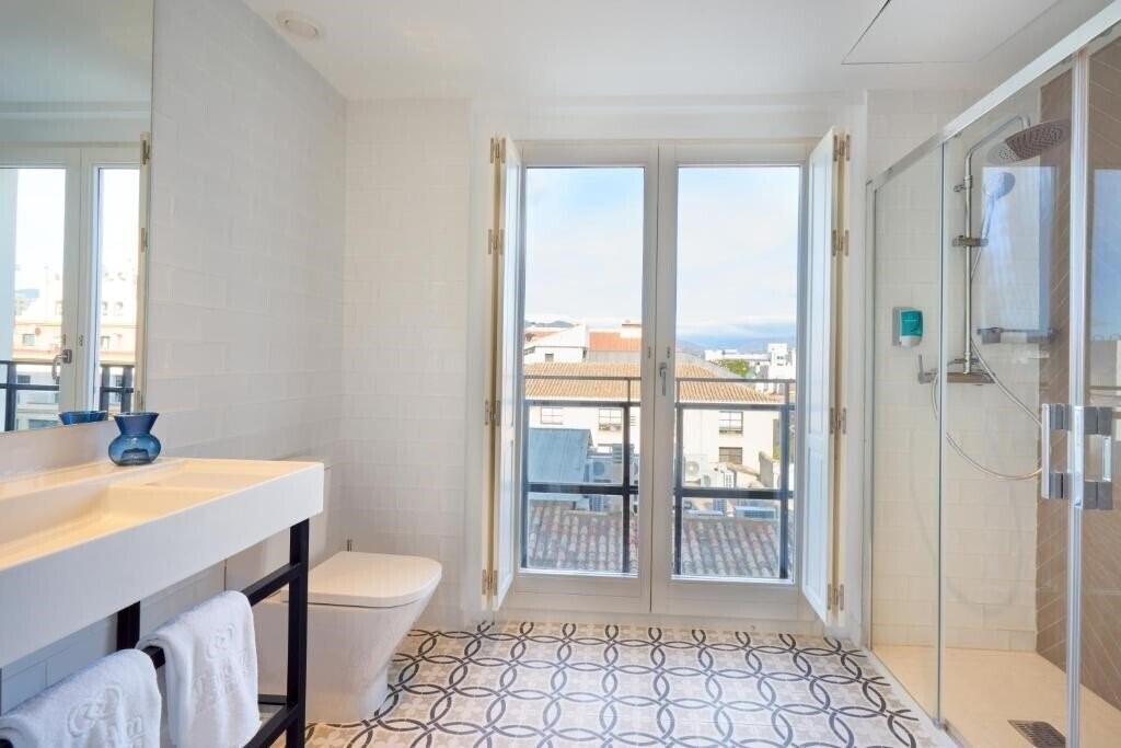 Зображення Tandem Soho 4*