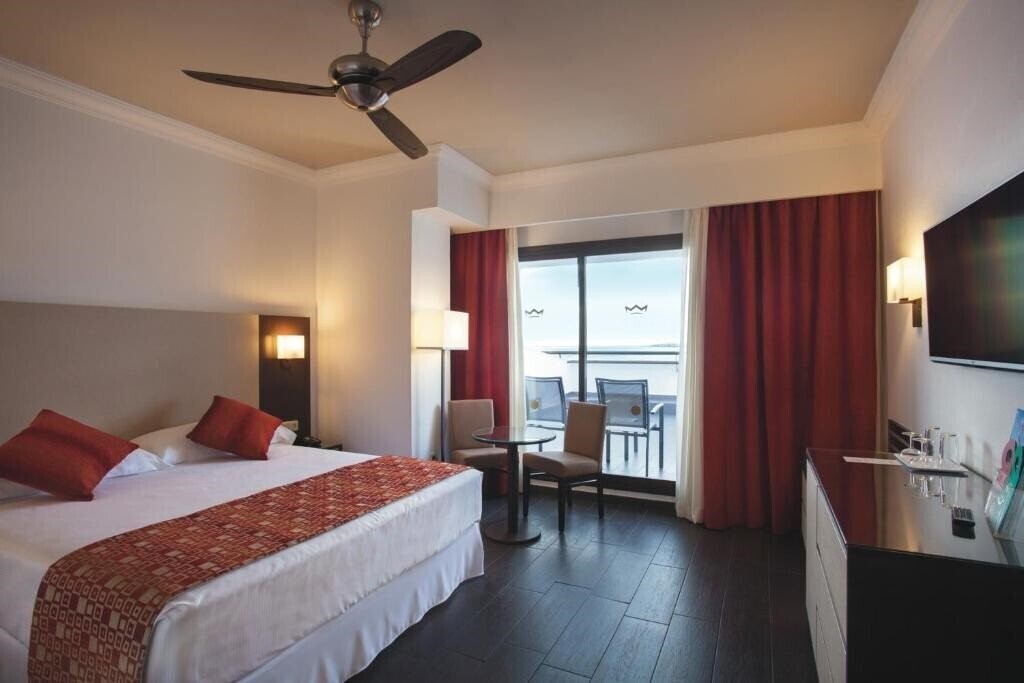 Фото Riu Monica 4*