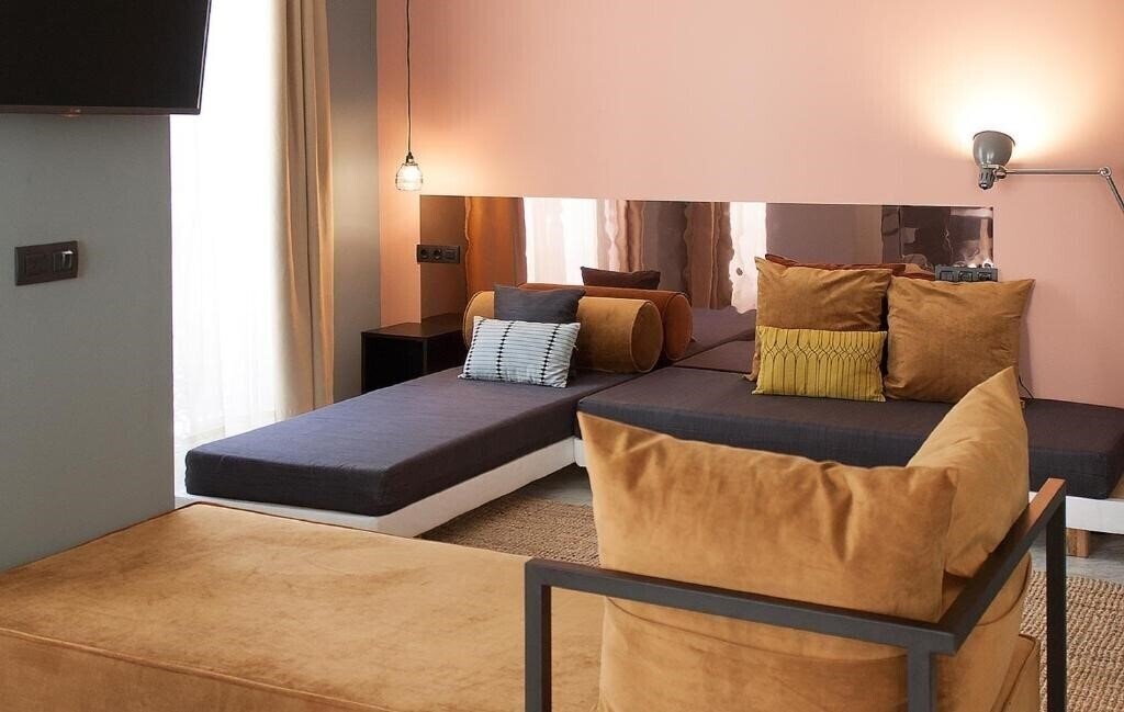 Картинка Apartamentos NONO by Charming Stay 3*