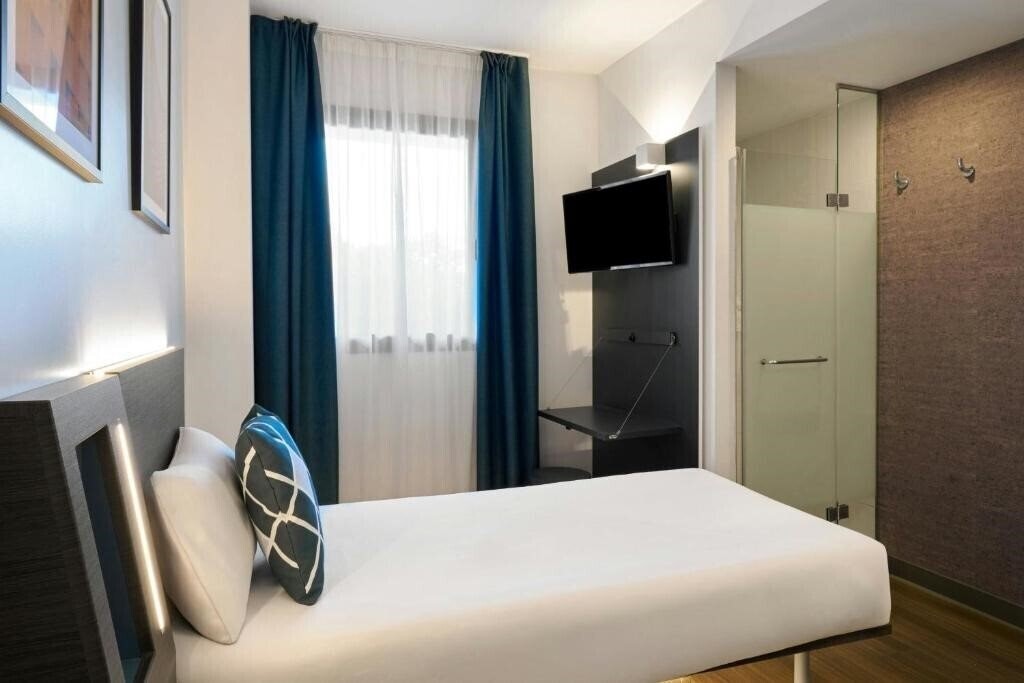 Картинка Easyhotel Malaga City Centre 1*