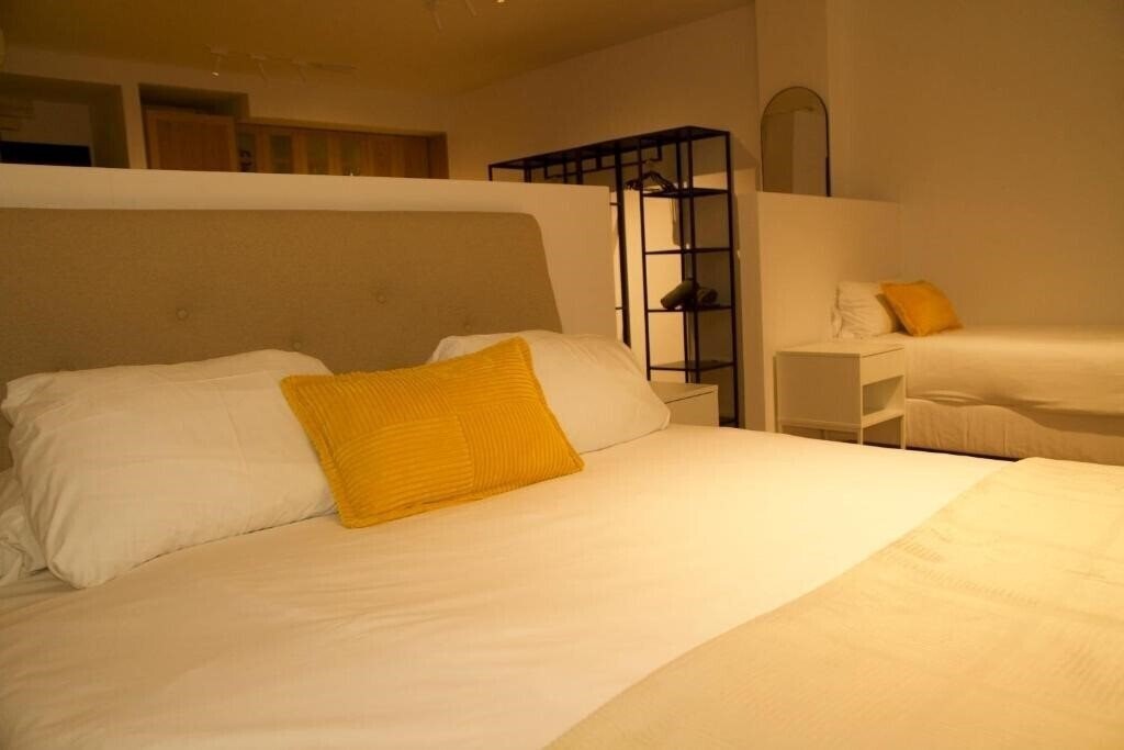 Фото Holidays2 Malaga Studios Juan De Mena 3*