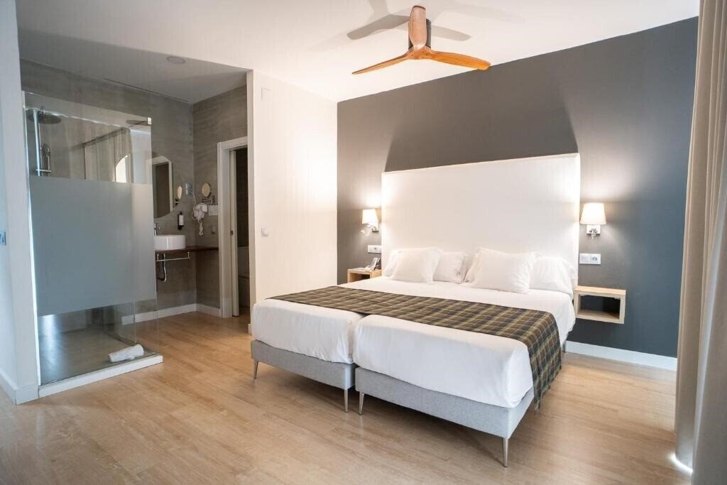 Фотография Anoreta Suites 4*