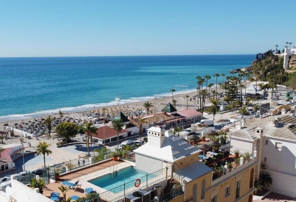 Отель HC Burriana Playa Apartamentos 2*