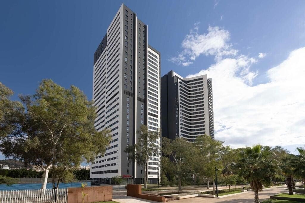 Фото Hampton by Hilton Malaga Martiricos 3*