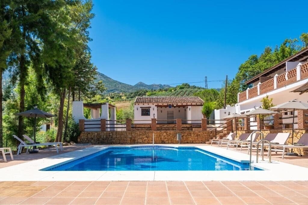 Отель Malaga Sierra de las Nieves by Real Spain 3*