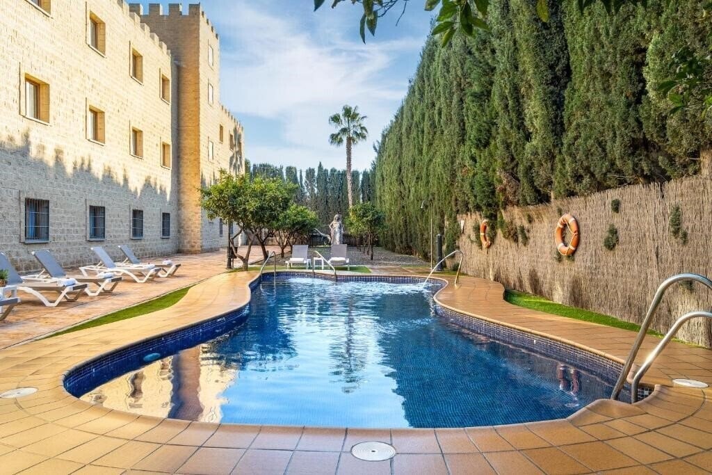 Готель Hotel Plaza del Castillo 4*