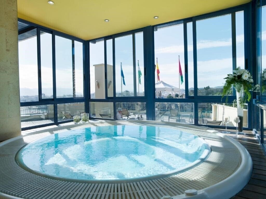 Зображення MS Maestranza Malaga Centro 4*