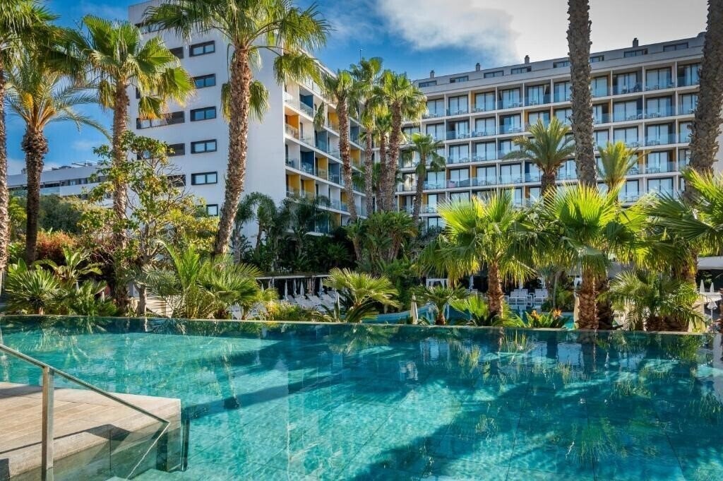 Готель Aqua Silhouette & SPA 4*