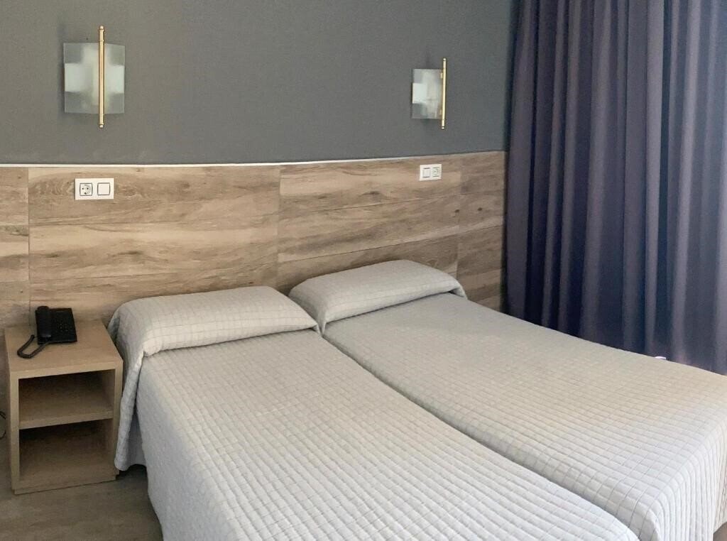 Фото Reymar Playa Malgrat 3*