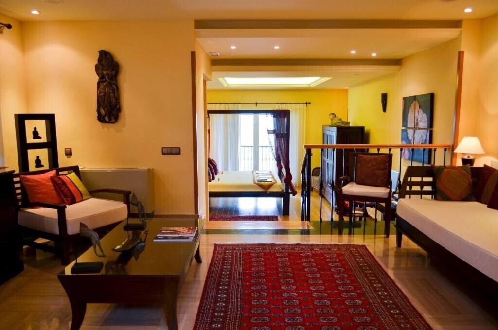 Отель The Marbella Heights Boutique 4*