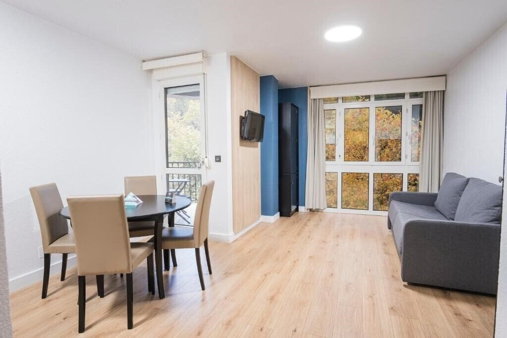 Готель Don Carlos Leisure Resort & SPA 5*