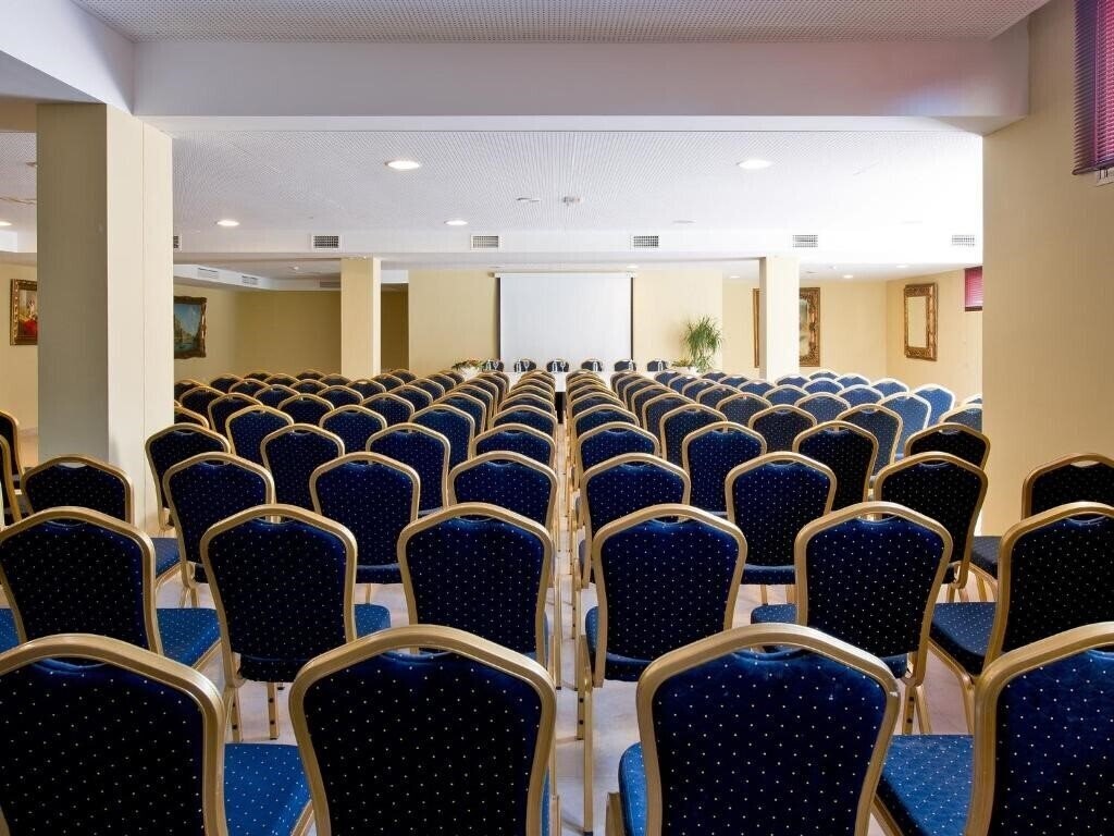 Картинка Bluebay Banus 4*
