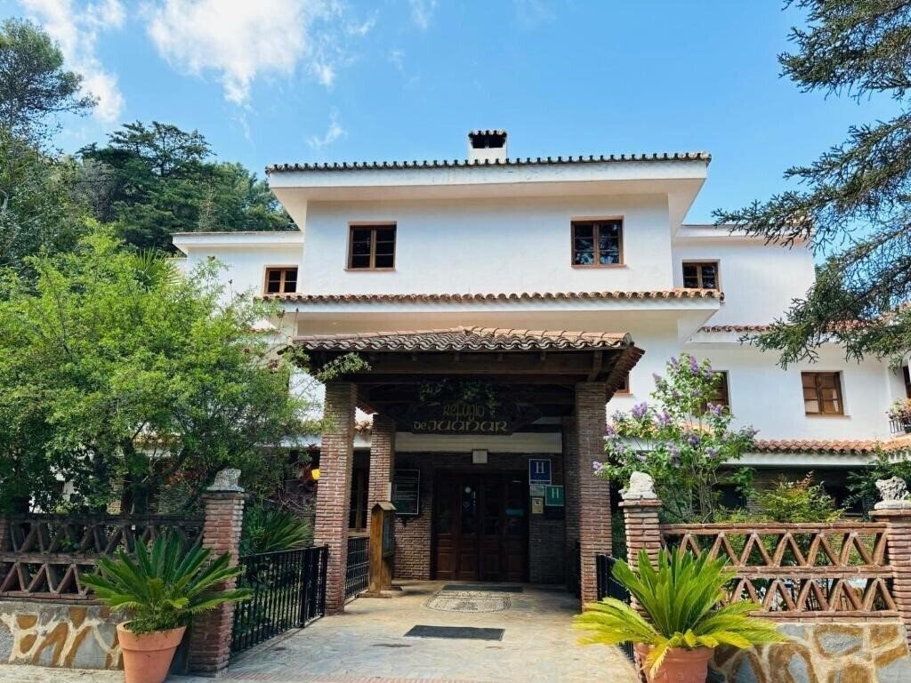 Готель Hotel El Refugio De Juanar 3*