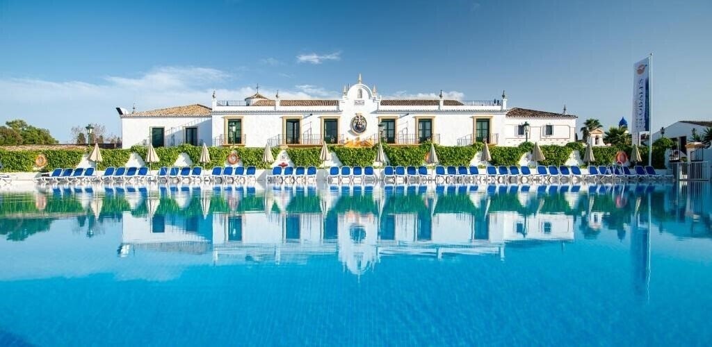 Готель Globales Pueblo Andaluz 3*