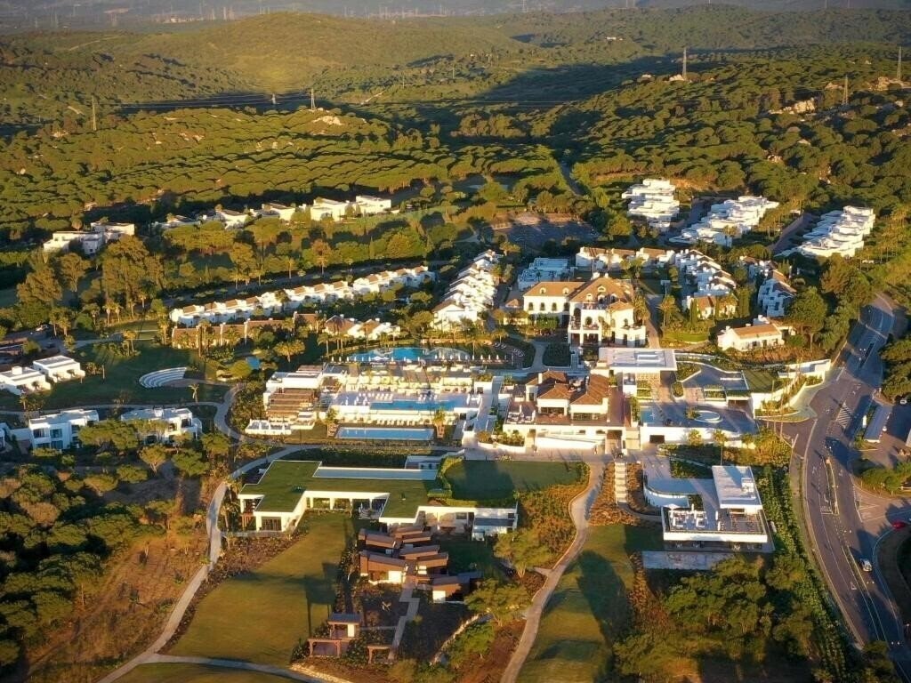 Отель SO Sotogrande SPA & Golf Resort Hotel 5*