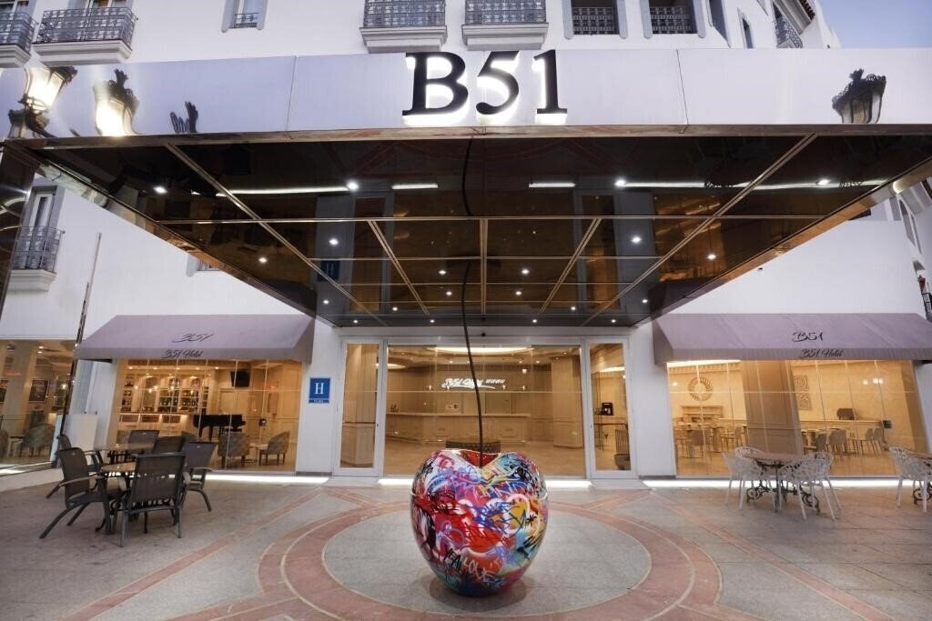 Отель Boutique Hotel Puerto Banus B51 4*
