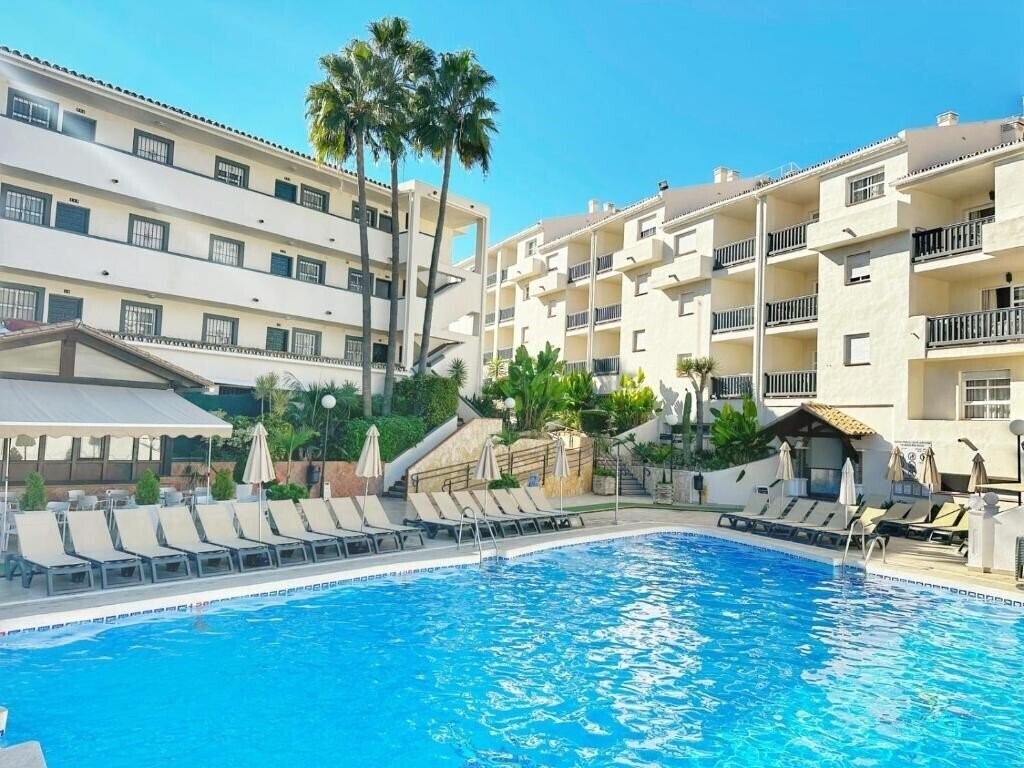 Готель Crown Resorts Club Marbella 3*