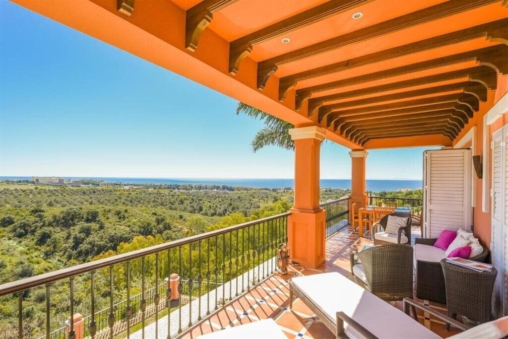 Фотография The Marbella Heights Boutique 4*