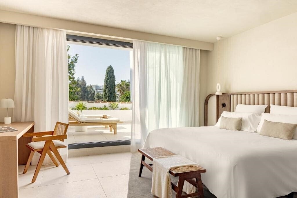 Фото Anfitrion Villas & Suites 4*